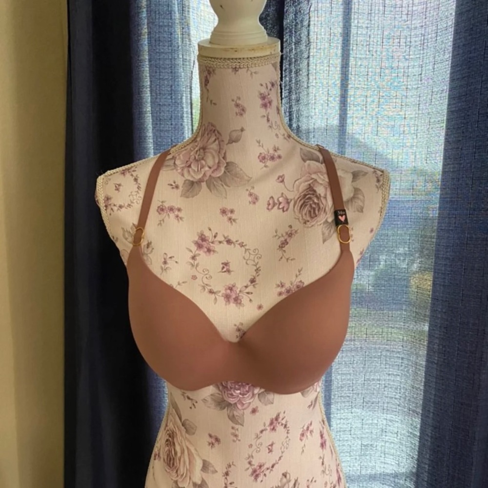 Victoria’s Secret bras